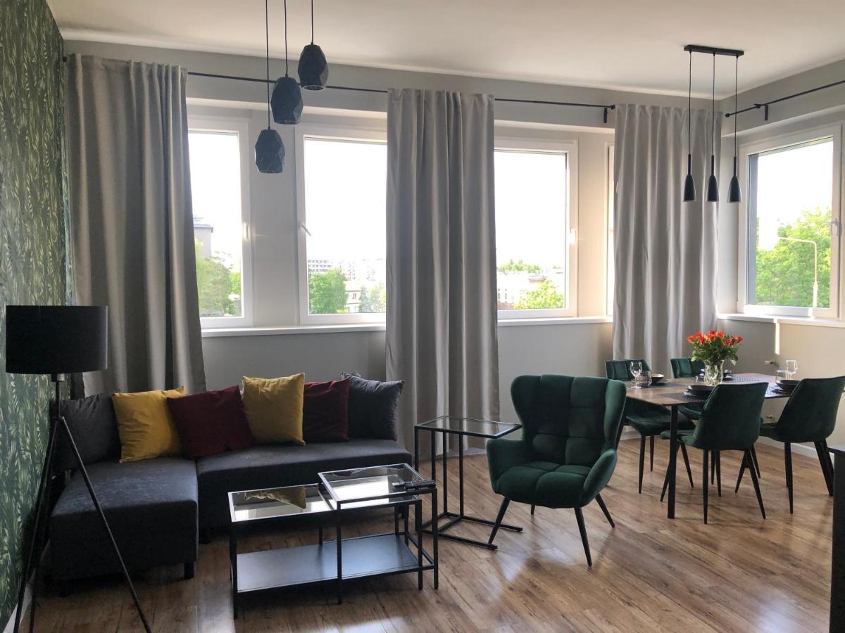Business Center Appartement Skierniewice Buitenkant foto