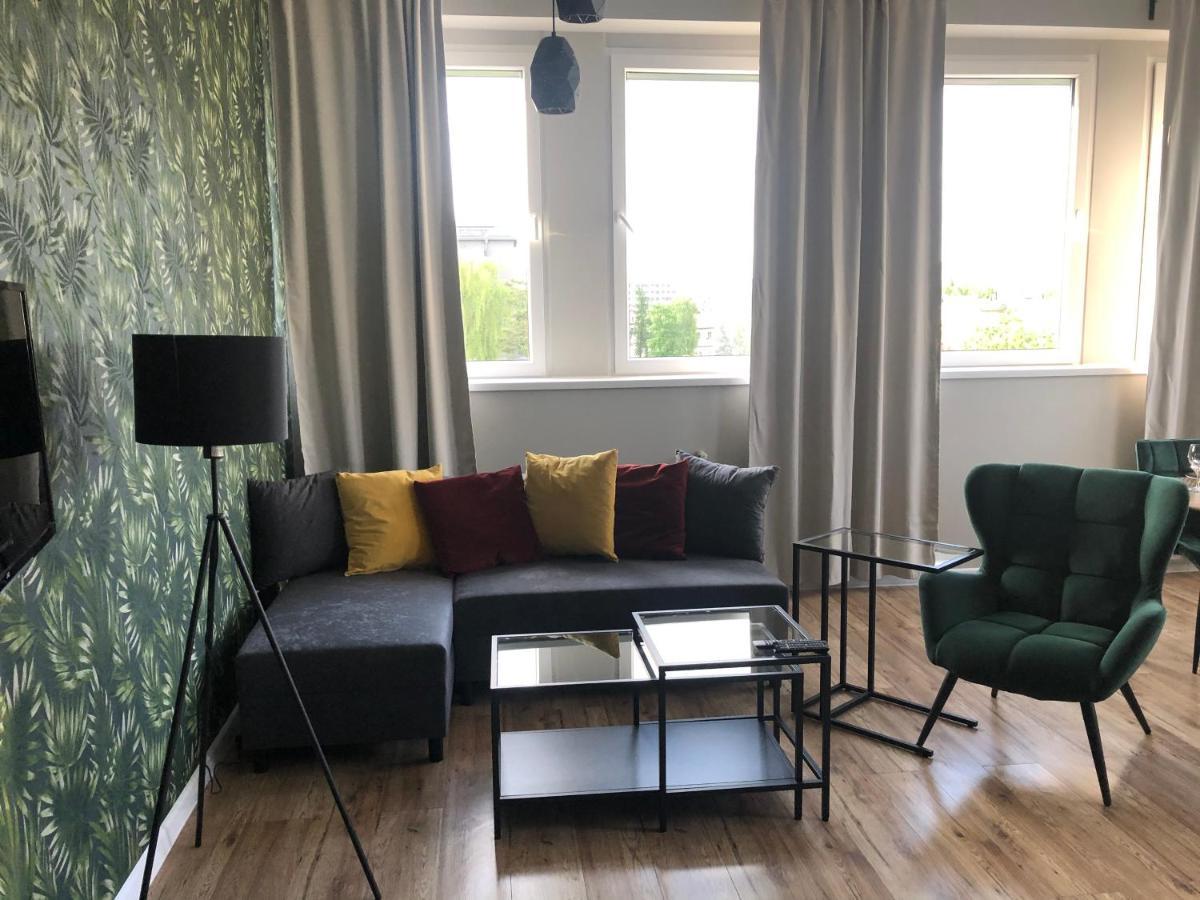 Business Center Appartement Skierniewice Buitenkant foto