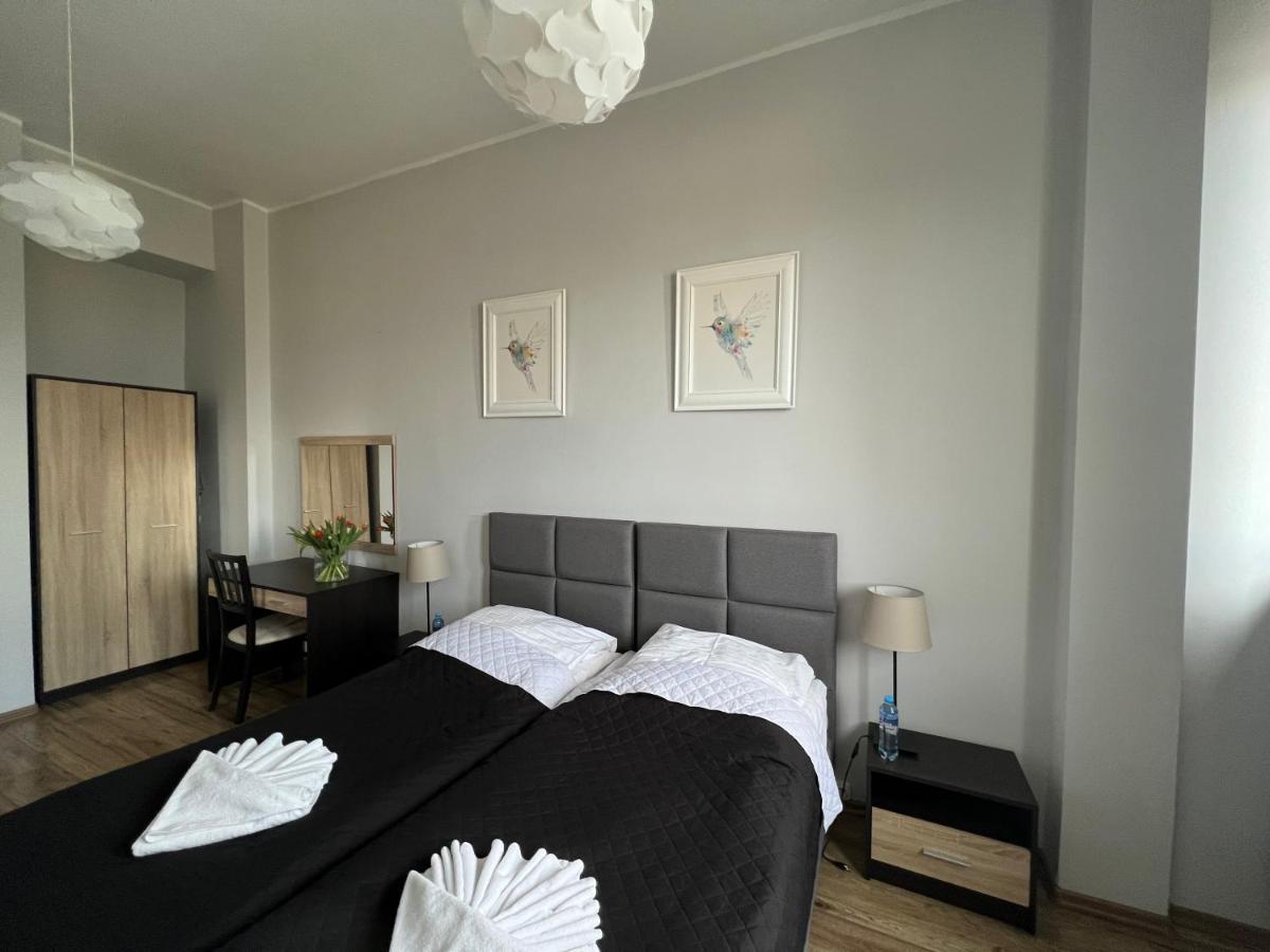 Business Center Appartement Skierniewice Buitenkant foto